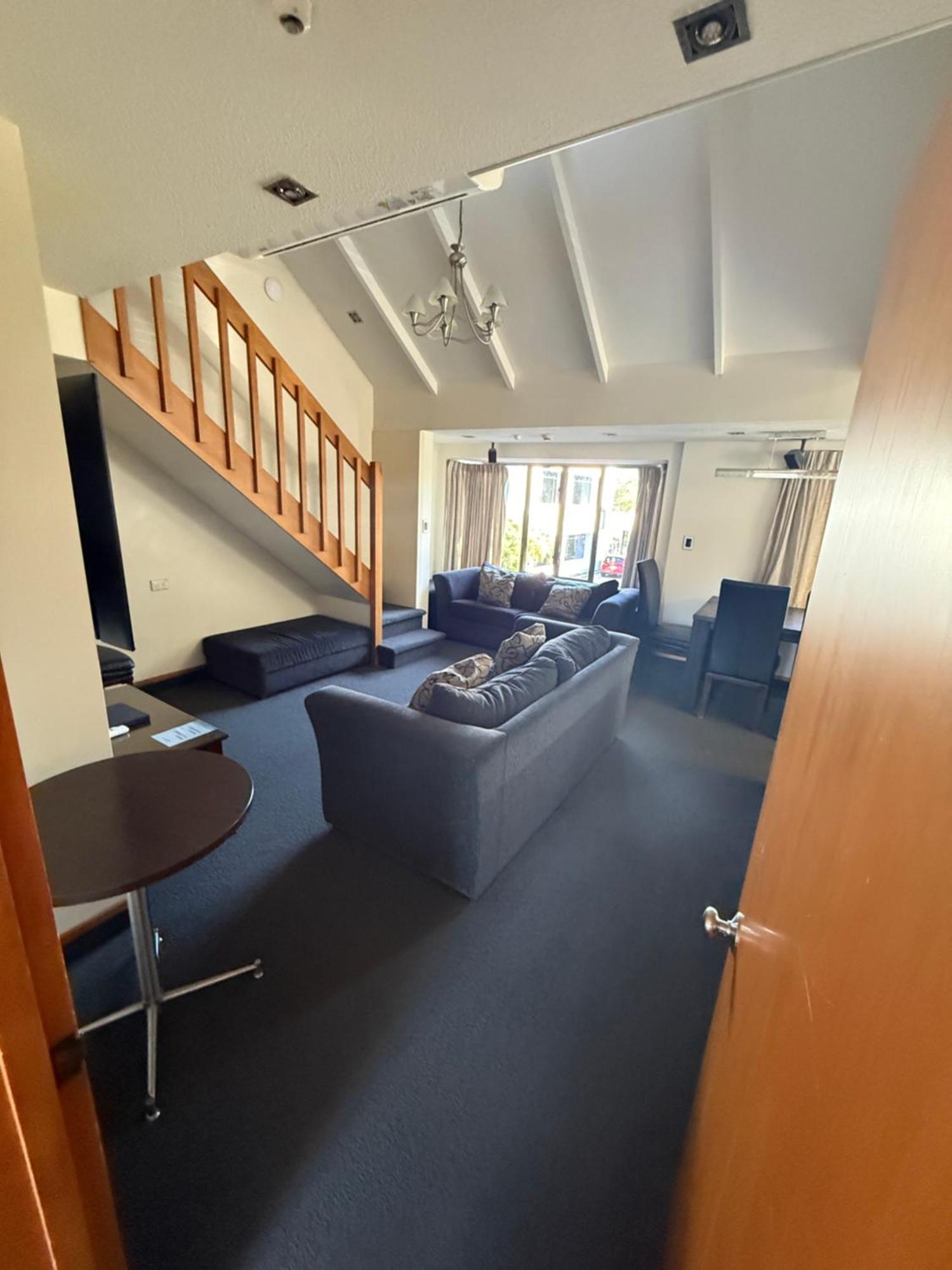 Premium Economy 3 Bedroom Apartment,1669017432:JPEG